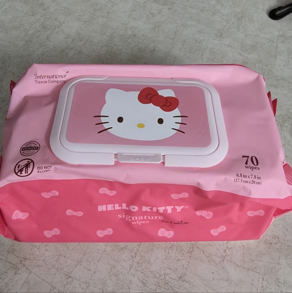 Hello Kitty Wipes